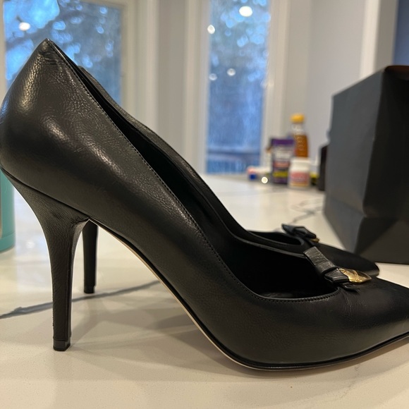 Dolce shoes - size 9 - Picture 1 of 10